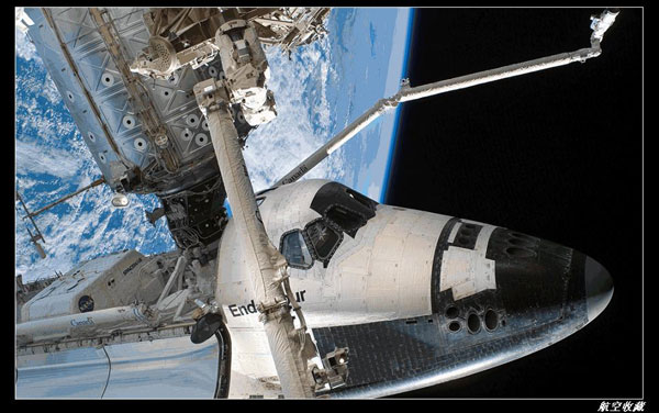 组图:高清晰国际空间站工作照片