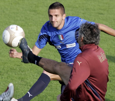 意大利足球队备战欧锦赛预选赛 (2)