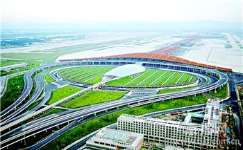 世界最大的单体航站楼首都机场第三航站楼显雄