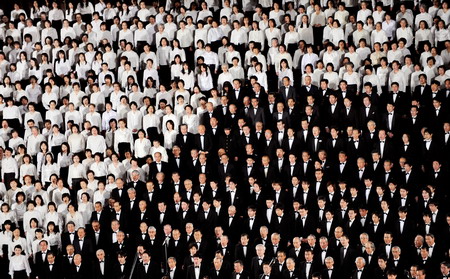 组图:五千人合唱贝多芬第九交响曲