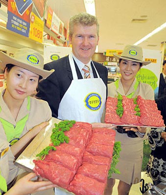 组图:澳大利亚农业部长在韩国推销牛肉