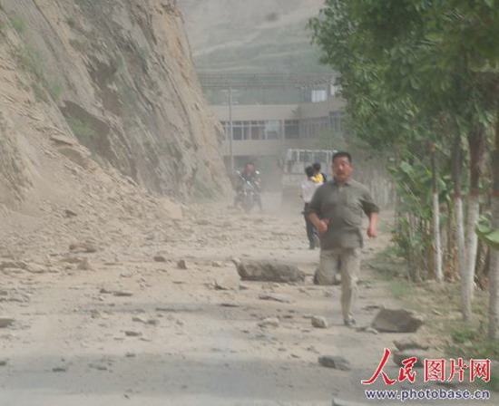 甘肃文县:感触地震来时的瞬间