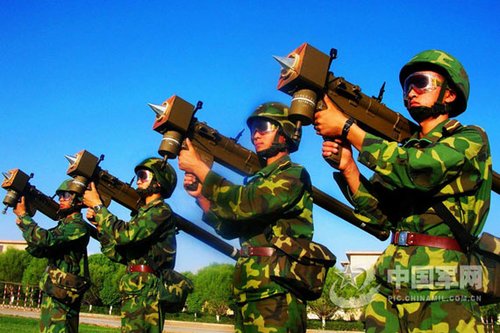 中国新型单兵防空导弹创实弹射击最好成绩
