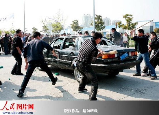 安徽淮南警方处置突发性治安事件汇报演练 (3