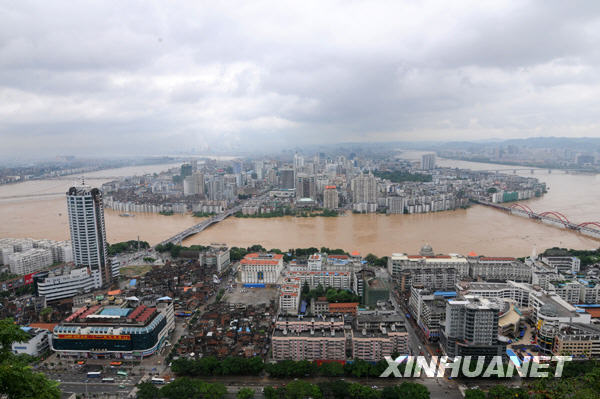 柳州市市人口_柳州市市二中校服图片