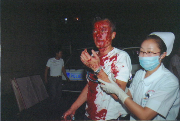 组图:乌鲁木齐7·5打砸抢烧严重暴力犯罪事