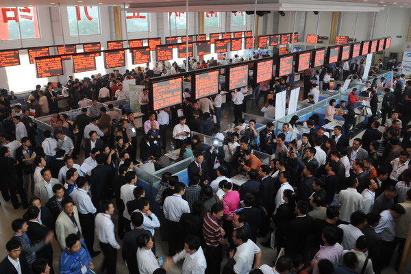 组图:河南农村劳动力签订用工协议近8万人