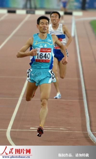 全运会男子3000米障碍决赛:山东孙文利夺冠 (