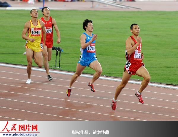 全运会男子400米决赛:广东选手刘孝生获得冠军