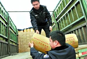 北京警方查获特大储存烟花爆竹团伙抓11人