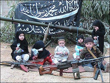 穆斯林儿童ak-47