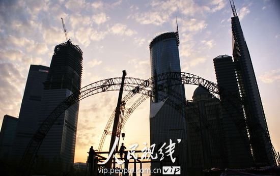 陆家嘴gdp_全国九成省份GDP增幅下降传递哪些信号(3)