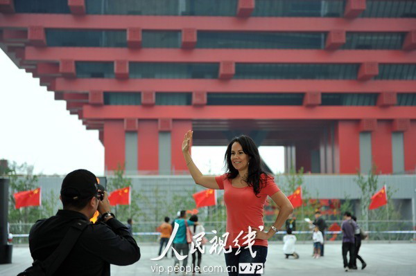 人民网记者随拍上海世博会中国国家馆日 (4)