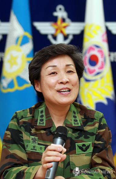韩国军方人事调整 诞生首名战斗兵种女将军