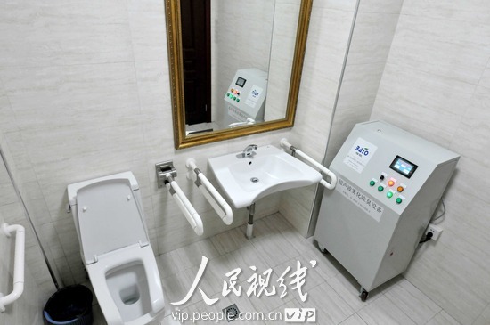 福州:造价约80万元免费公厕投入使用 (2)