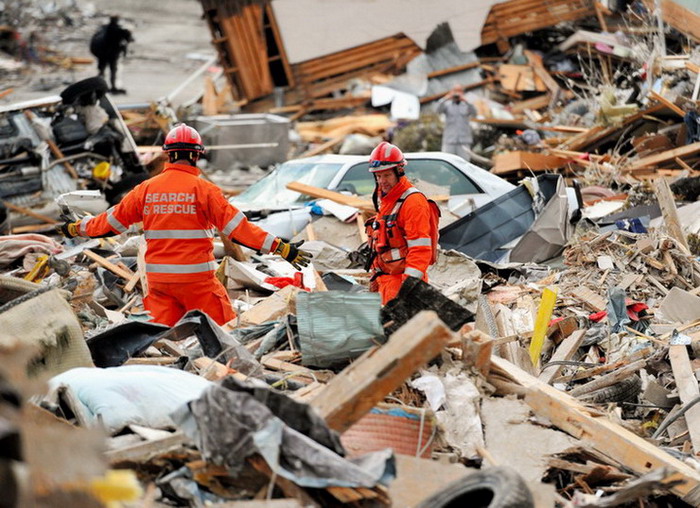 高清:日本大地震现场 (4)