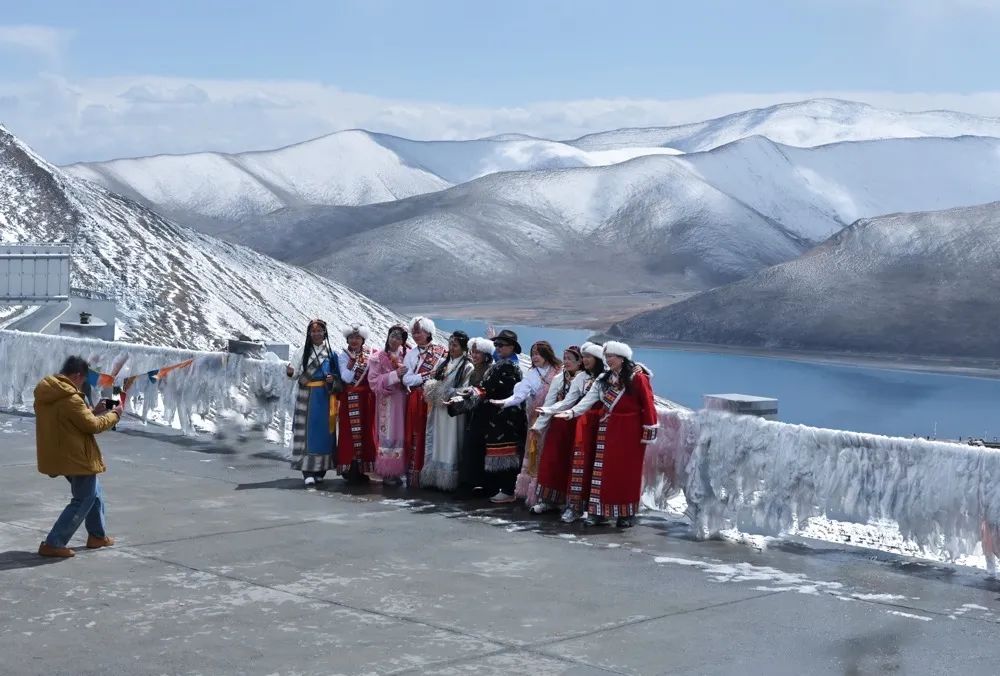 《江山如此多娇》 陈晓英