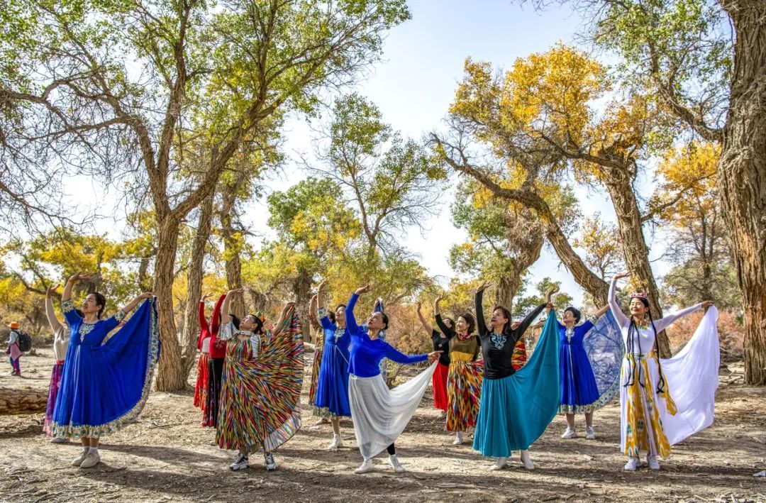 《翩翩起舞》梁红卫