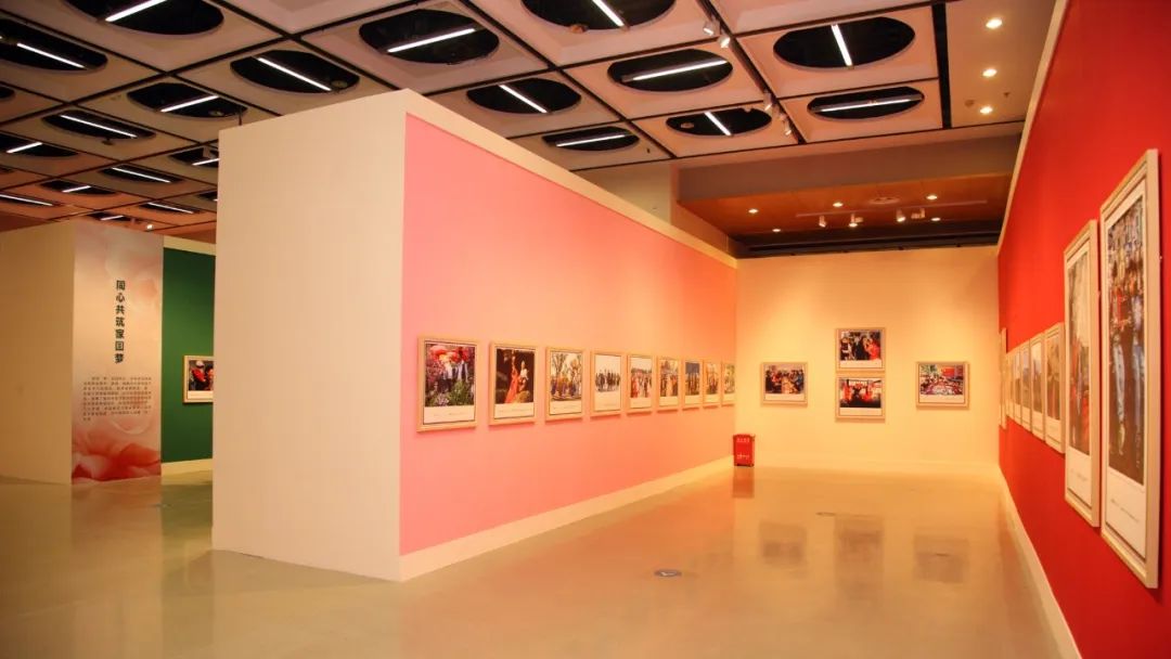 展览现场。李丹摄影