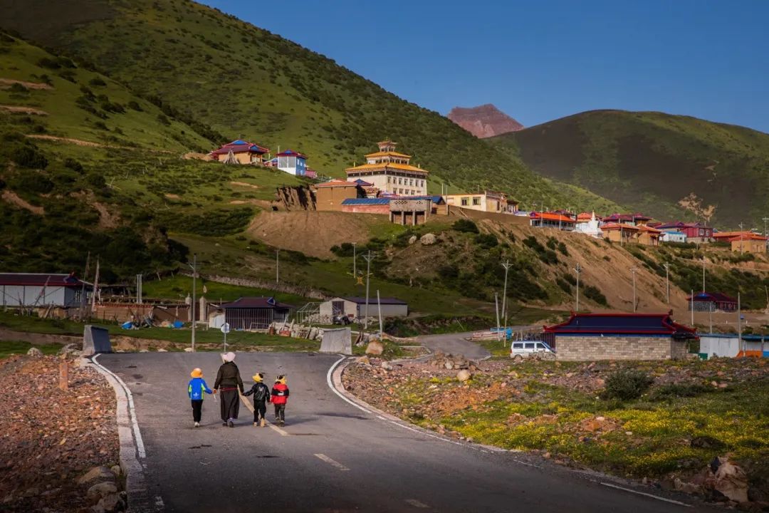《回家的路》李静