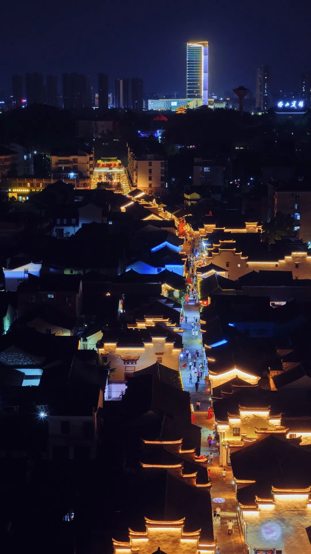 《夜未央》黎莹洁摄影